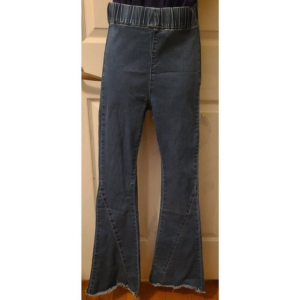 Blue Blush Flared Jeans Size Small